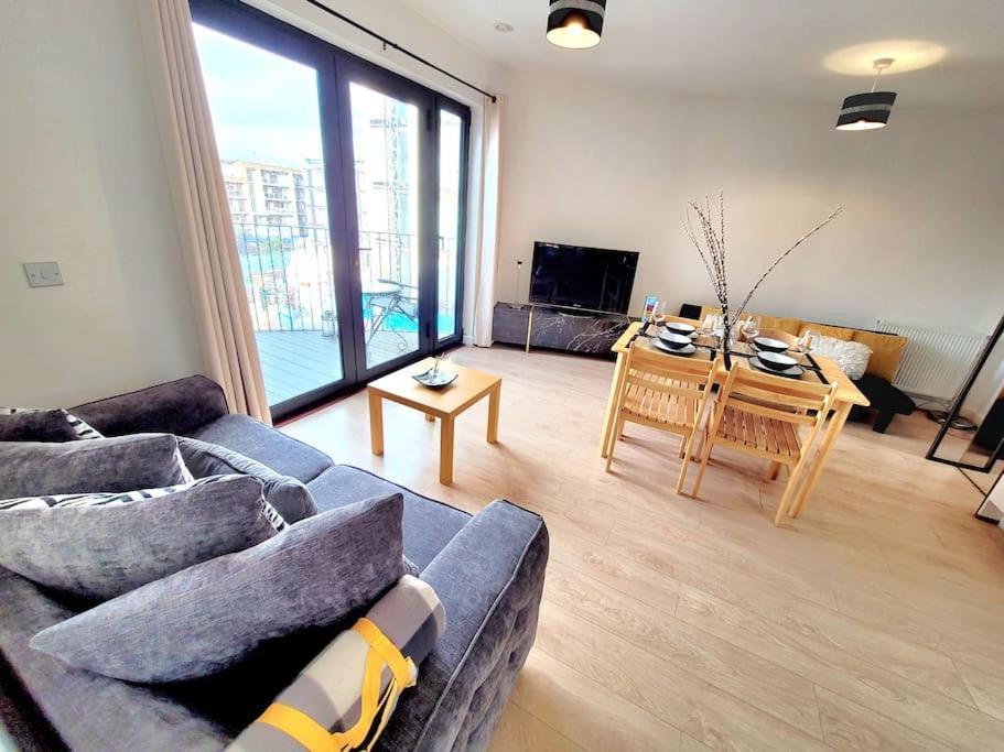 Battersea Power Station Suite 런던 외부 사진